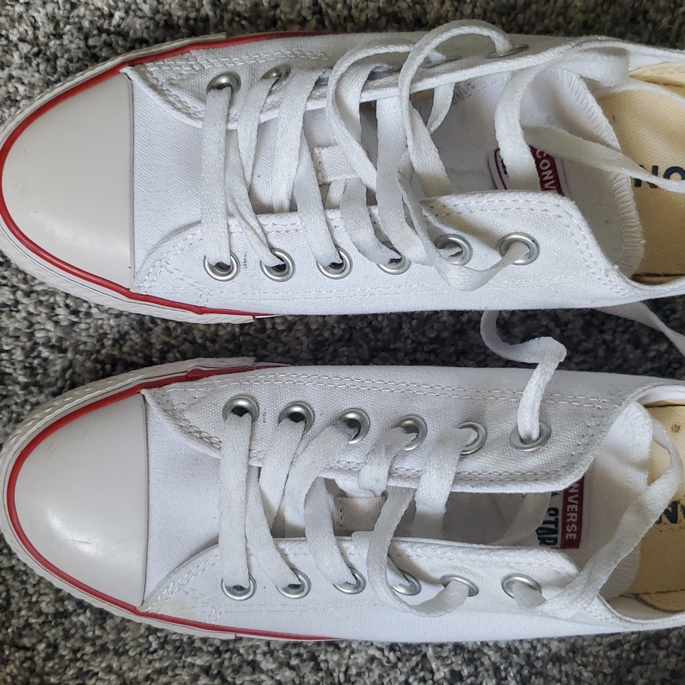 White Converse - Picture 6 of 7